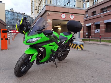2014 Kawasaki Ninja 300, зелёный, 360000 рублей, вид 1
