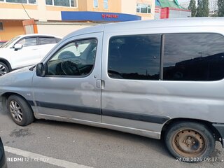 2001 Peugeot Partner I, серебристый, 180000 рублей, вид 2