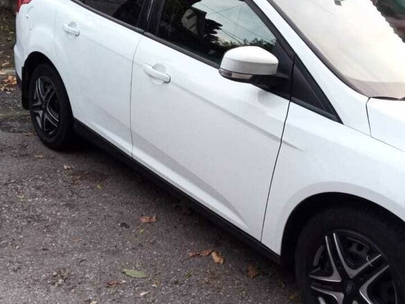2015 Ford Focus III, белый, 770000 рублей - вид 2