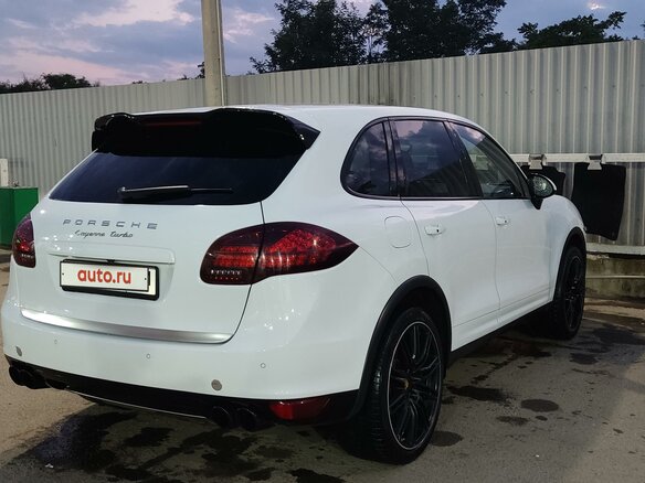 2012 Porsche Cayenne Turbo II (958), белый, 2200000 рублей - вид 2