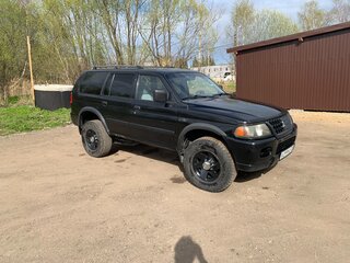 2002 Mitsubishi Montero Sport I, чёрный, 890000 рублей, вид 5