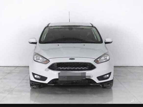 2015 Ford Focus III Рестайлинг, белый, 1090000 рублей