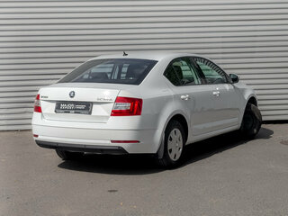 2020 Skoda Octavia III (A7) Рестайлинг, белый, 2145000 рублей, вид 5
