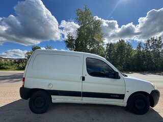 2011 Citroen Berlingo I Рестайлинг, белый, 170000 рублей, вид 2