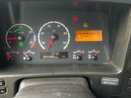 2007 Scania R-Series, красный, 2200000 рублей, вид 5