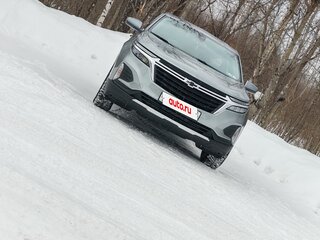 2023 Chevrolet Equinox III Рестайлинг, серый, 3000000 рублей, вид 3