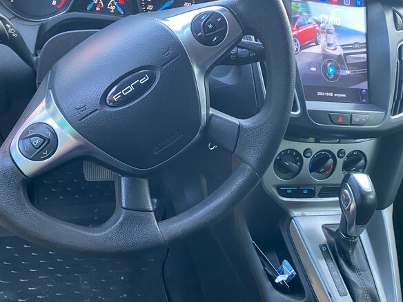 2014 Ford Focus III, серебристый, 1000000 рублей - вид 5