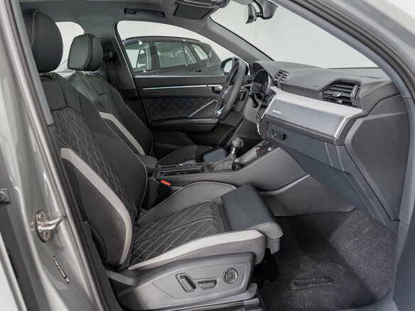 2026 Audi Q3 35 TFSI II (F3), серый - вид 9