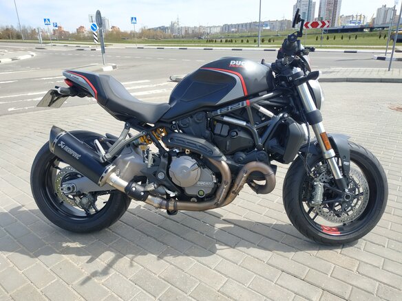 2019 Ducati Monster 821, чёрный - вид 4