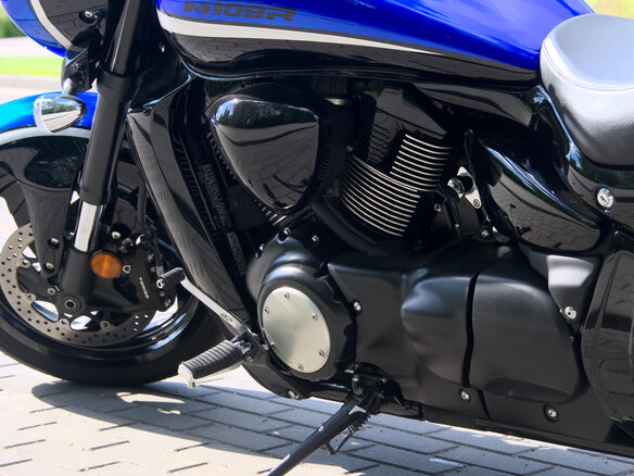 2022 Suzuki Boulevard M109R, синий, 1698096 рублей - вид 7