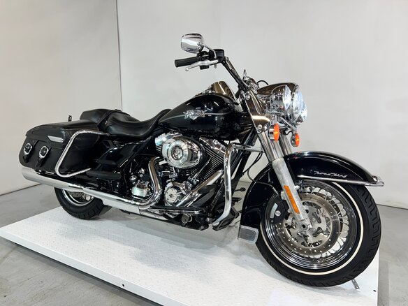 2011 Harley-Davidson Road King, чёрный, 710000 рублей - вид 5