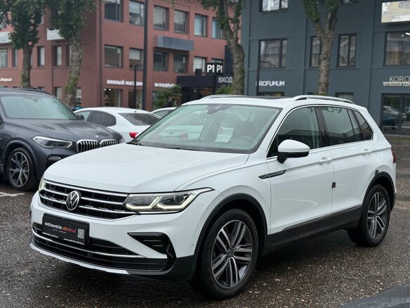 2023 Volkswagen Tiguan II Рестайлинг, белый, 3490000 рублей - вид 2