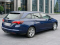 2021 Opel Astra K Рестайлинг, синий, 1120000 рублей - вид 4
