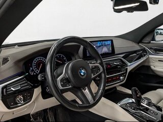 2018 BMW 6 серии Gran Turismo 630d xDrive IV (G32), пурпурный, 3500000 рублей, вид 3