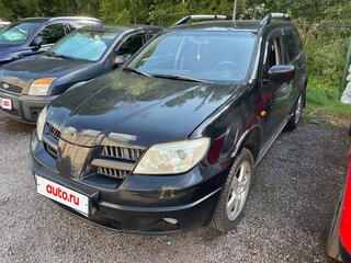 2005 Mitsubishi Outlander I, чёрный, 485000 рублей, вид 2