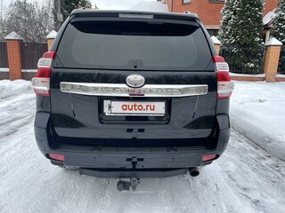 2013 Toyota Land Cruiser Prado 150 Series Рестайлинг 1, чёрный, 3950000 рублей, вид 3