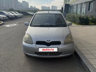 2001 Toyota Vitz I (P10), серый, 260000 рублей, вид 1