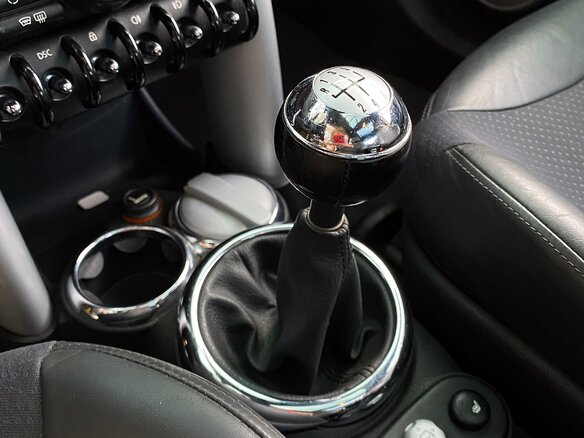 2004 Mini Hatch Cooper S I (R50), жёлтый - вид 23