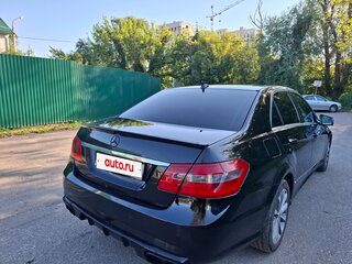 2009 Mercedes-Benz E-Класс 220 5G-Tronic IV (W212, S212, C207), чёрный, 1500000 рублей, вид 3