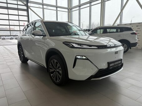 2026 Geely EX5 Гибрид EM-R, белый, 3829990 рублей, вид 4