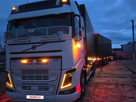 2017 Volvo FH, белый, 12800000 рублей, вид 2