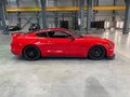 2019 Ford Mustang VI Рестайлинг, красный - вид 9