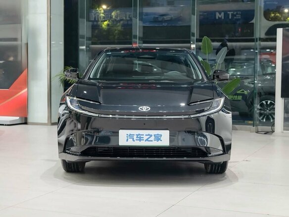 2026 Toyota bZ5 550, чёрный, 4181000 рублей - вид 1
