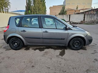 2004 Renault Scenic II, белый, 300000 рублей, вид 2