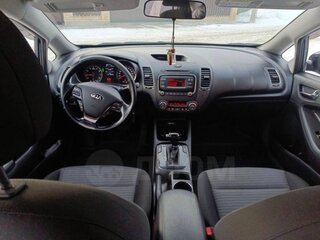 2018 Kia Cerato III Рестайлинг (Classic), синий, 1430000 рублей, вид 3