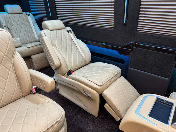 2024 Mercedes-Benz Sprinter, чёрный, 29990000 рублей - вид 13