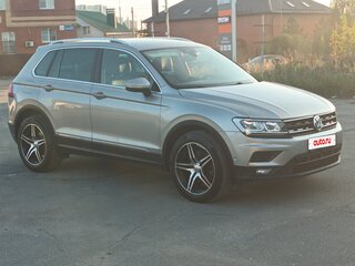 2019 Volkswagen Tiguan II, серебристый, 1850000 рублей, вид 2