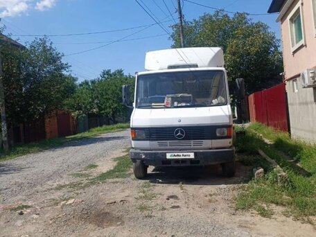 1992 Mercedes-Benz Vario, белый, 830000 рублей, вид 3