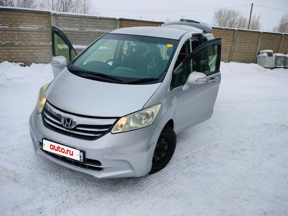 2012 Honda Freed I Рестайлинг, серебристый, 1035000 рублей - вид 5