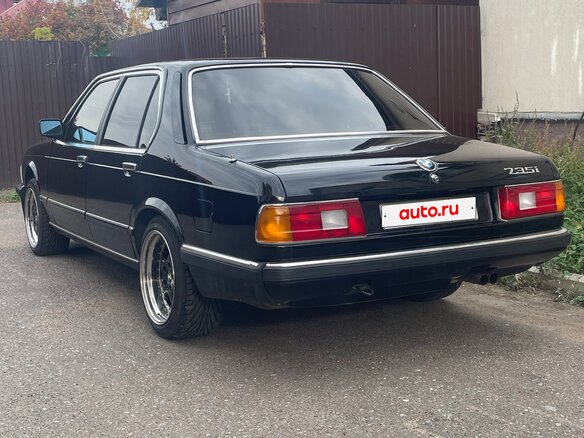 1984 BMW 7 серии 735i 5-speed I (E23) Рестайлинг, чёрный, 2450000 рублей - вид 19
