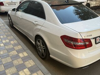 2012 Mercedes-Benz E-Класс 200 7G-Tronic IV (W212, S212, C207), белый, 2400000 рублей, вид 4