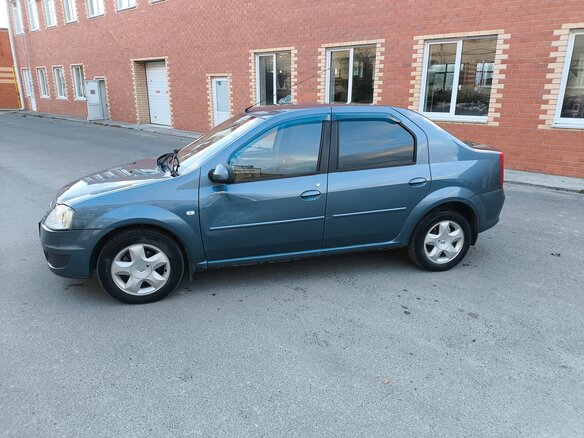 2013 Renault Logan I Рестайлинг, голубой, 675000 рублей - вид 3