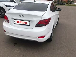 2014 Hyundai Solaris I Рестайлинг, белый, 490000 рублей, вид 2
