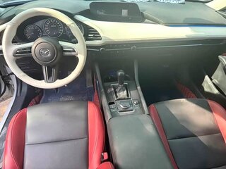 2023 Mazda 3 Axela IV (BP), белый, 1525000 рублей, вид 4
