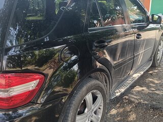 2009 Mercedes-Benz M-Класс 350 II (W164) Рестайлинг, чёрный, 1650000 рублей, вид 4