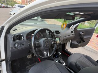 2012 Volkswagen Polo V, белый, 700000 рублей, вид 5