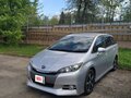 2012 Toyota Wish II Рестайлинг, серебристый, 1700000 рублей