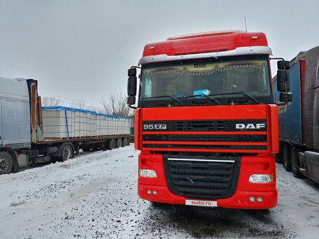 2000 DAF XF 95, красный, 2500000 рублей, вид 3