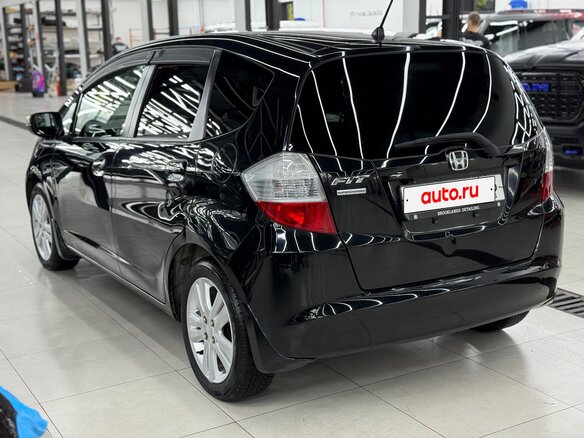 2009 Honda Fit II, чёрный - вид 1