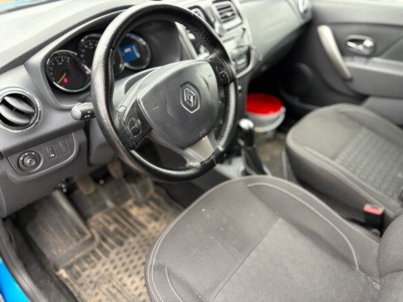 2016 Renault Sandero II, синий, 615000 рублей - вид 4