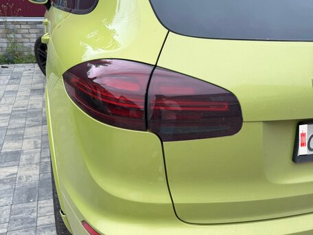 2015 Porsche Cayenne Turbo II Рестайлинг (958), зелёный, 6000000 рублей, вид 4