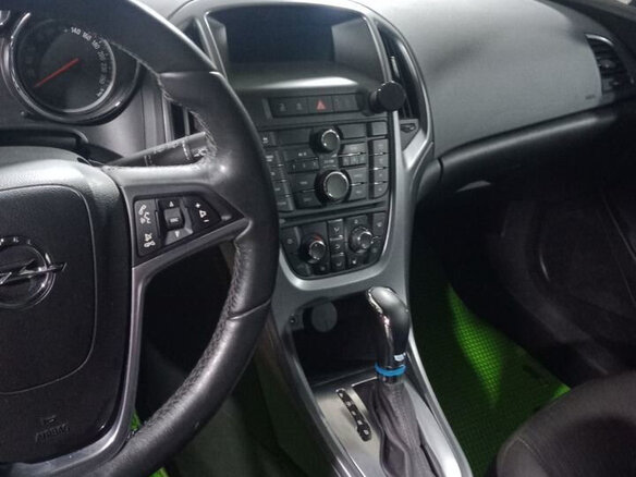 2012 Opel Astra GTC J Рестайлинг, зелёный, 950000 рублей - вид 5