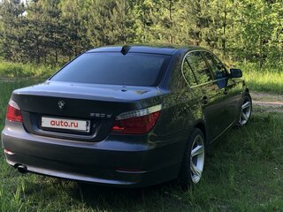 2008 BMW 5 серии 520d V (E60/E61) Рестайлинг, серый, 1050000 рублей, вид 4