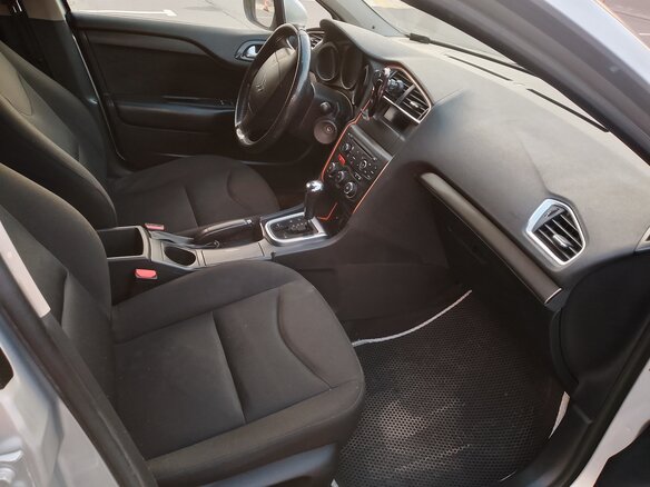 2014 Citroen C4 II, белый, 600000 рублей - вид 4