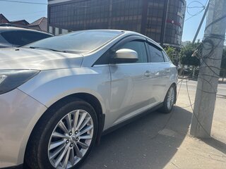 2011 Ford Focus III, серебристый, 825000 рублей, вид 3
