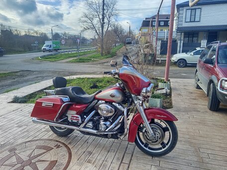 2004 Harley-Davidson Electra Glide, пурпурный, 650000 рублей, вид 2